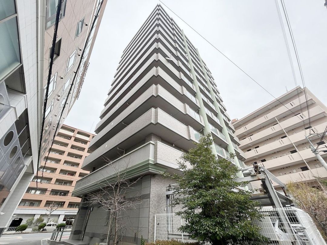 3LDK Apartment for Sale in Nishinakajima, Osaka - Thumbnail 2