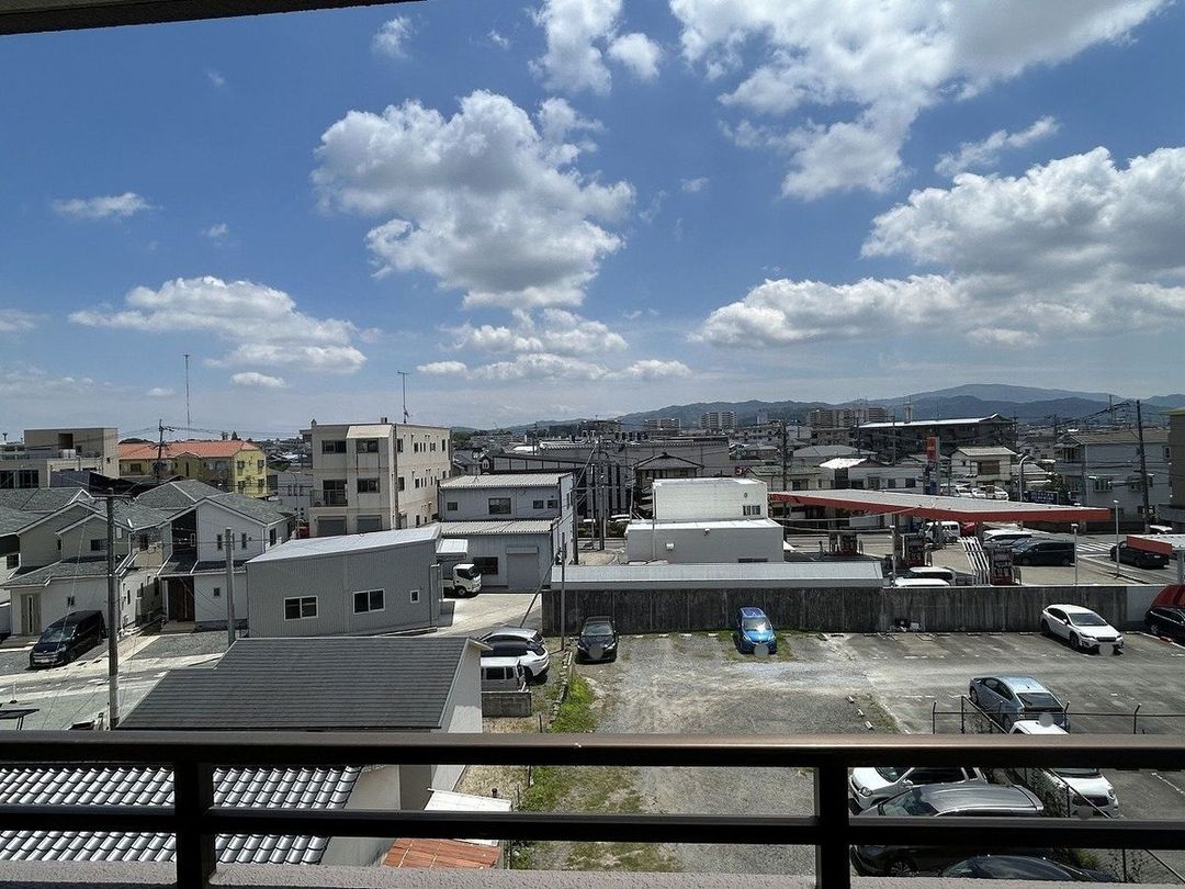 3LDK Apartment for Sale in Osa, Minami Ward, Fukuoka - Thumbnail 2