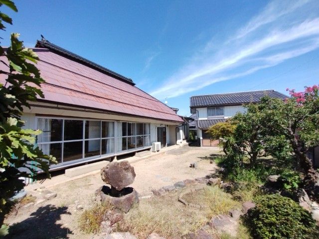 1952 6DK House on Large Land in Nagano's Amori - Thumbnail 3