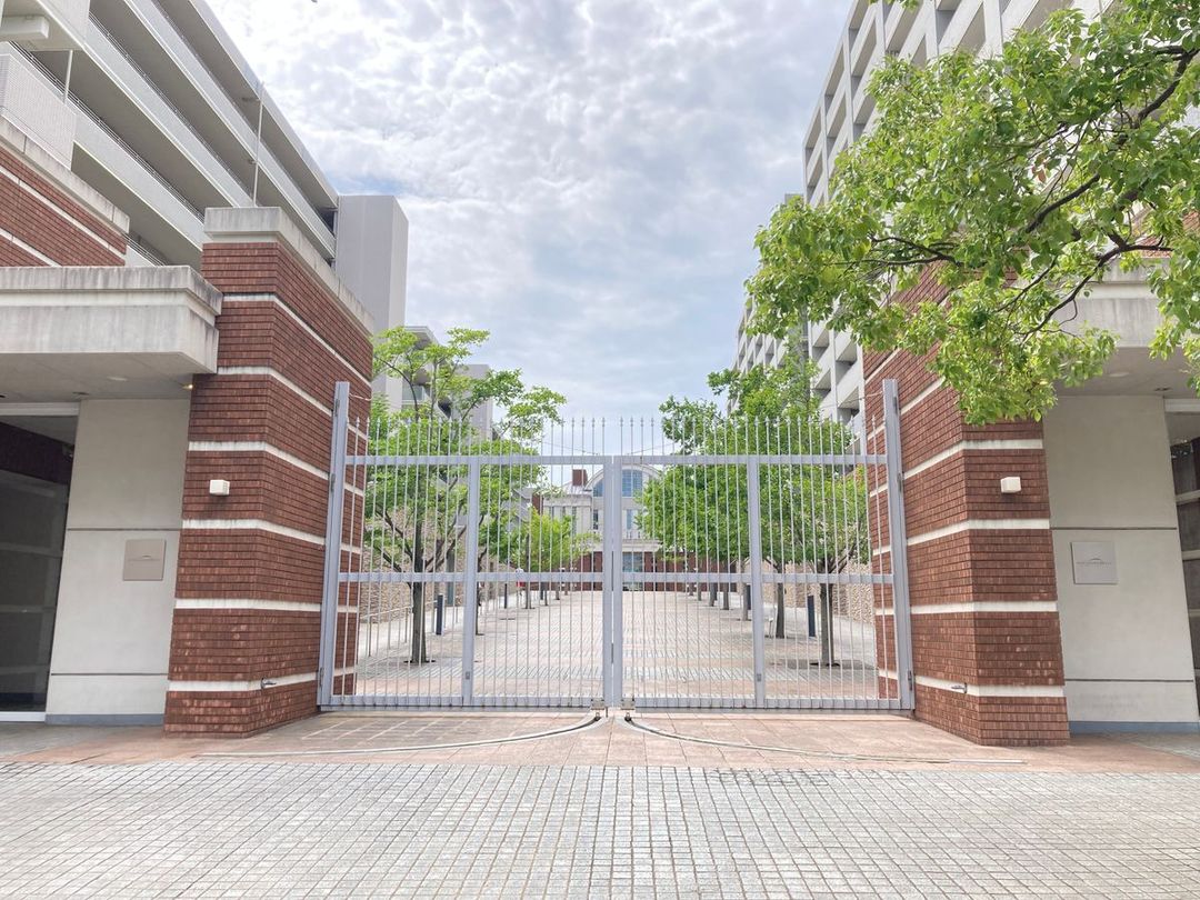 3LDK Apartment for Sale in Minamikita Center Hills, Yokohama - Thumbnail 2