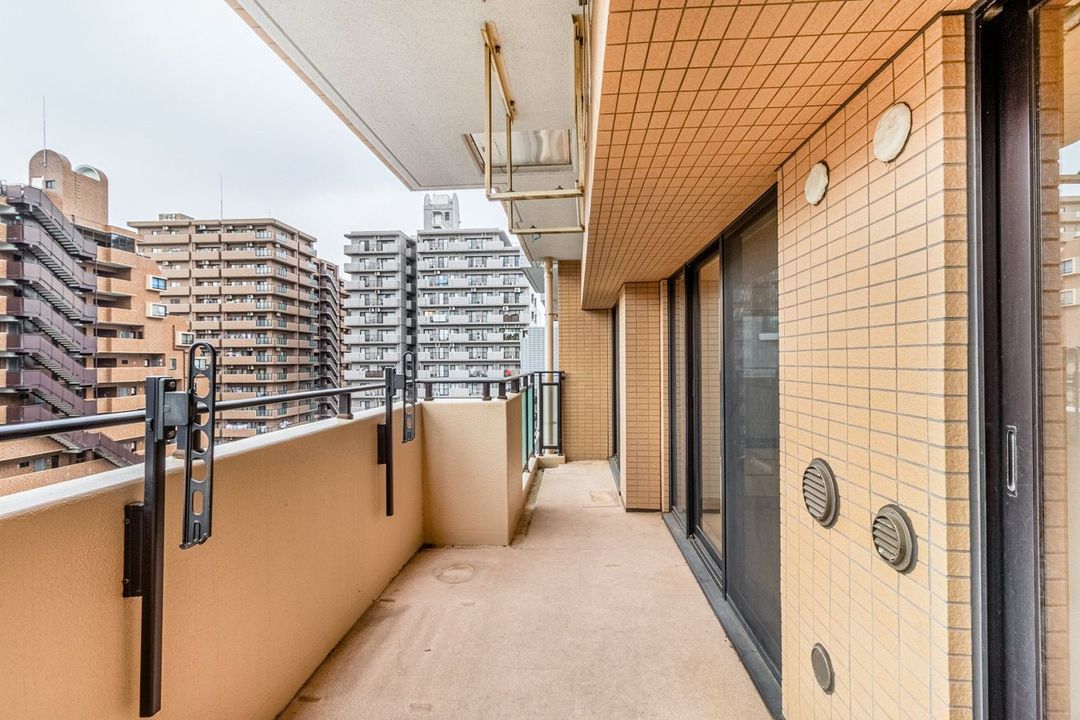 Renovated 3LDK Apartment near Ebina Station, Kanagawa - Thumbnail 2