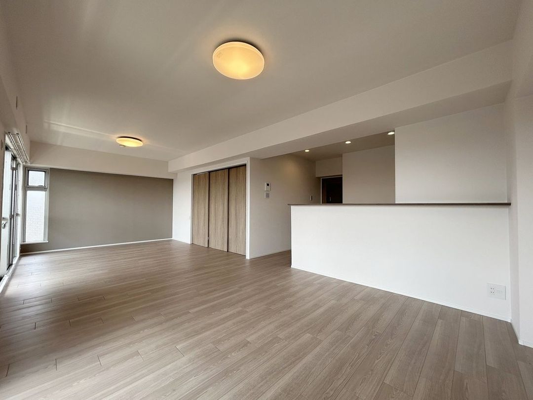 4LDK Apartment for Sale in Joto Ward, Osaka | Famiru Heights - Thumbnail 2