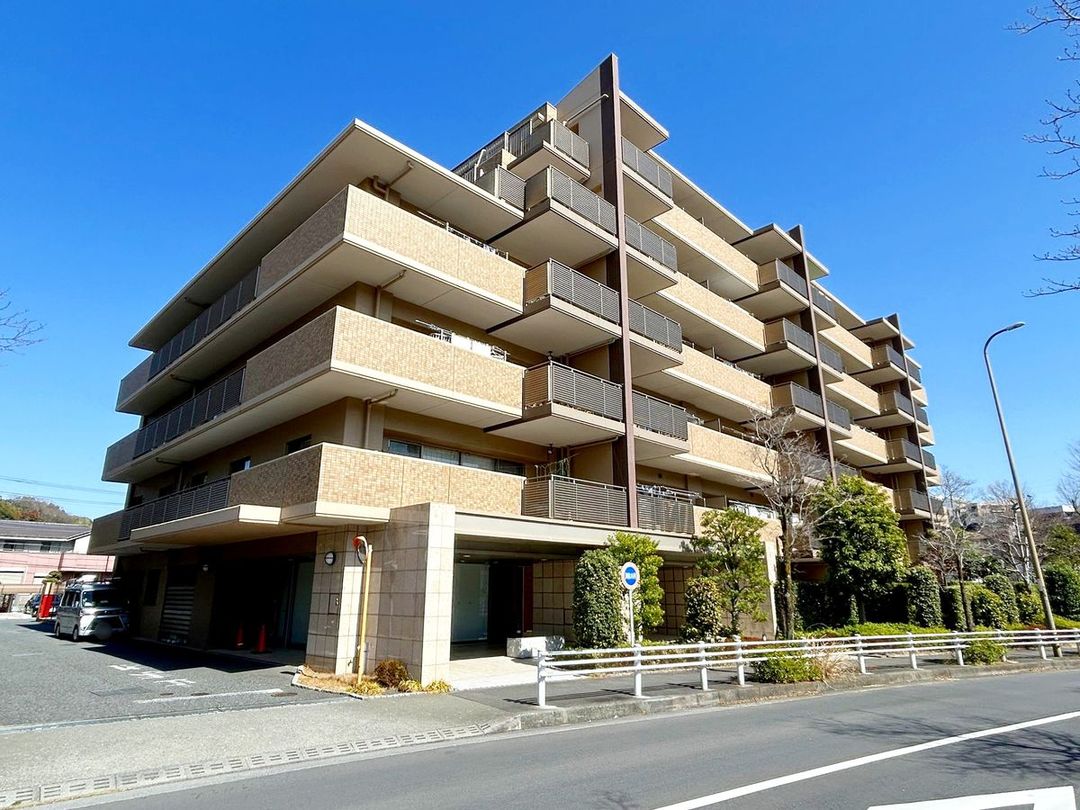 4LDK Apartment for Sale in Minami-Osawa, Hachioji - 110.39 sqm - Image 1
