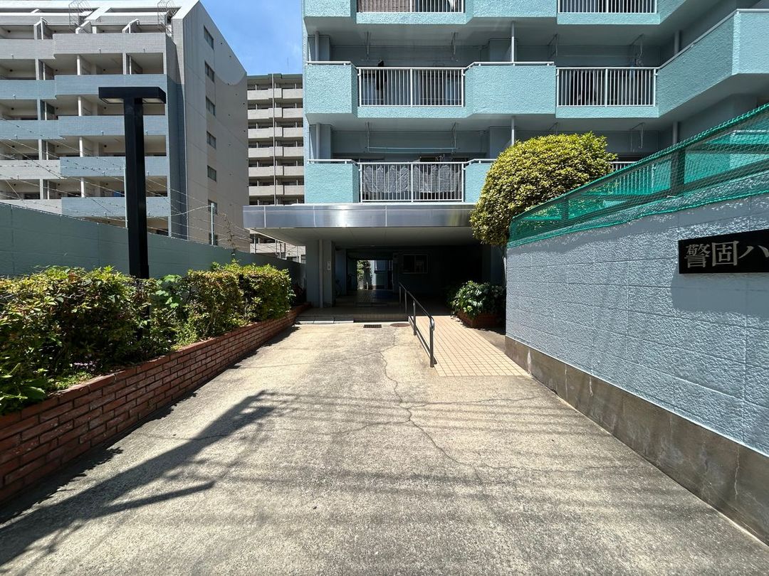 3LDK Apartment in Kego, Chuo-ku, Fukuoka City – 66 sqm - Thumbnail 2