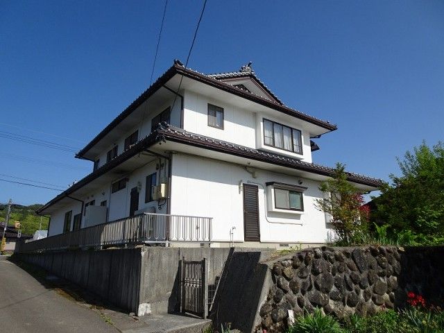Large 6SLDK Traditional House with Mountain Views in Chino, Nagano - Thumbnail 2