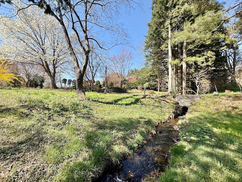 Expansive 2,351m² Land with Mount Asama Views in Miyota, Nagano - Thumbnail 2