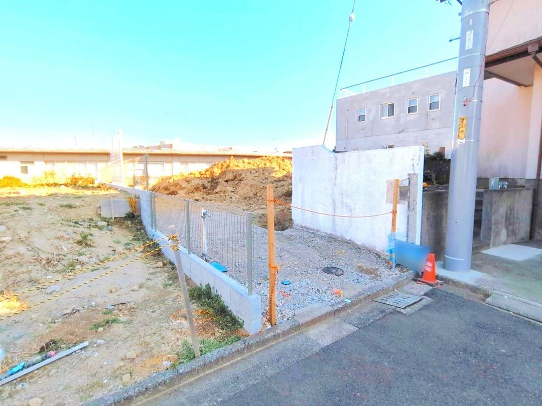 New 5LDK House in Kamakura, Kanagawa - 134.41 sqm, 255.39 sqm Land - Thumbnail 2