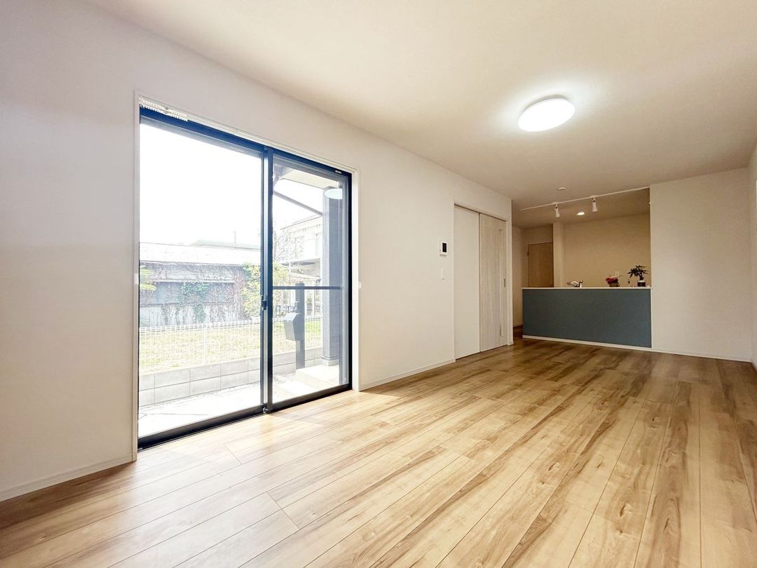 Renovated 2SLDK House in Akishima, Tokyo - Thumbnail 2