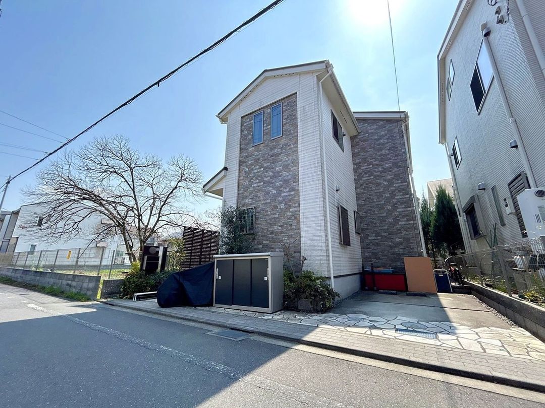 4LDK Detached House for Sale in Koganei, Tokyo - Thumbnail 2