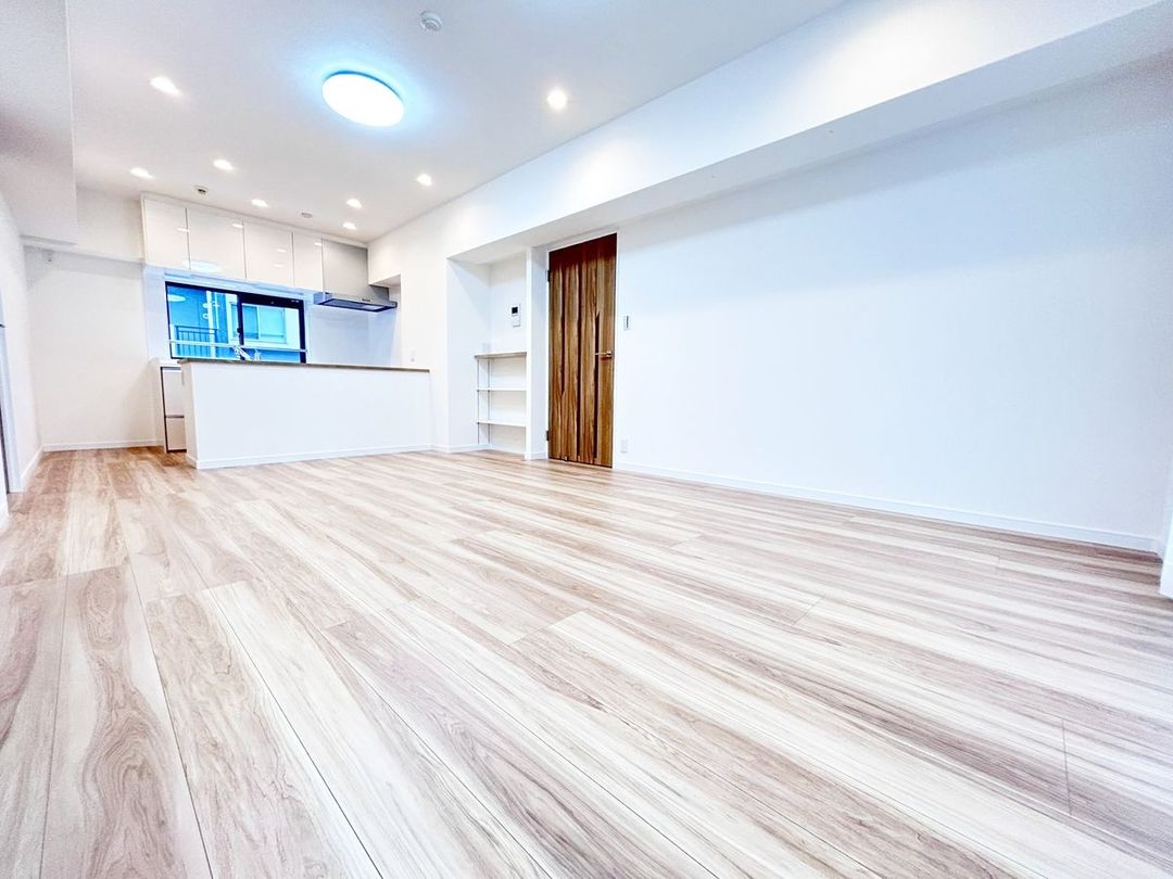 3LDK Apartment for Sale in Hakata Ward, Fukuoka - Thumbnail 2