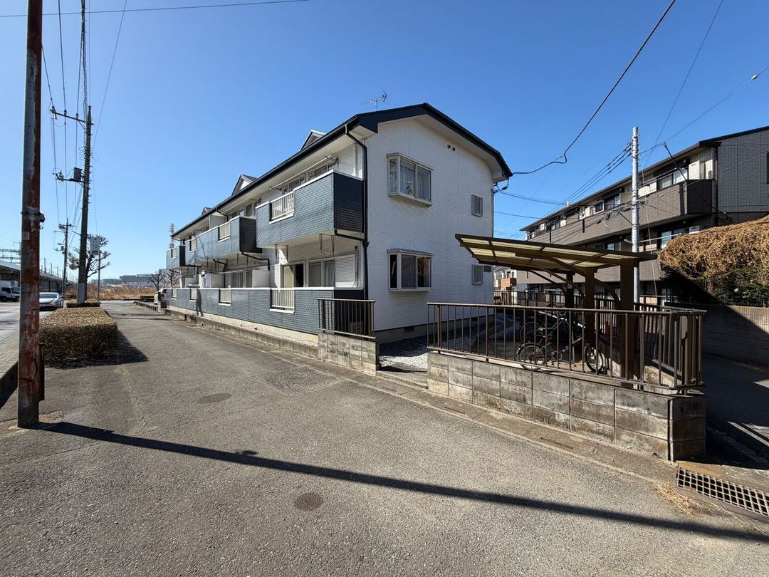 8-Unit Investment Apartment for Sale in Ageo, Saitama - Thumbnail 2