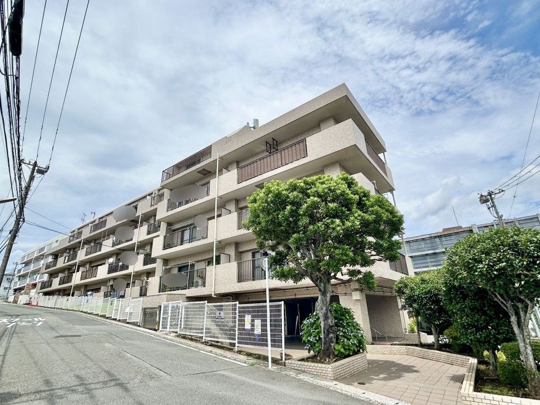 3LDK Apartment for Sale in Kami-Nagaya, Yokohama – 61.2 sqm - Thumbnail 2