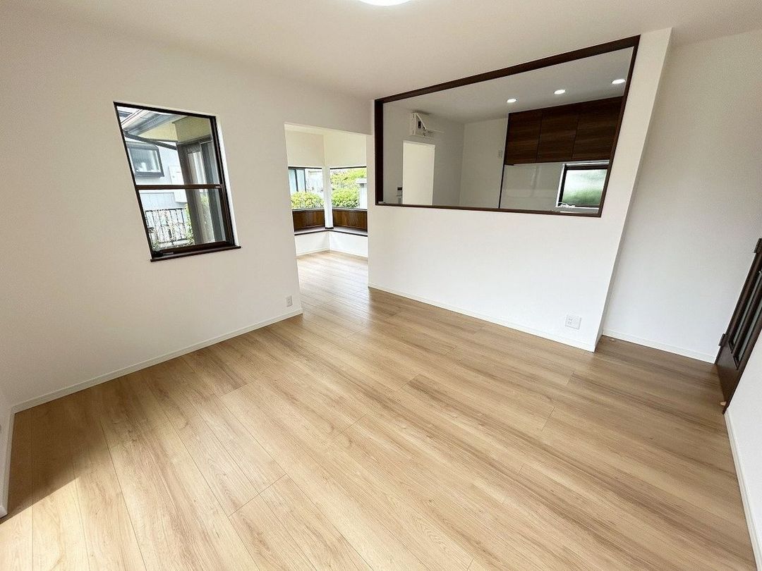 4LDK Detached House in Chikushino City, Fukuoka - 106.82 sqm - Thumbnail 2