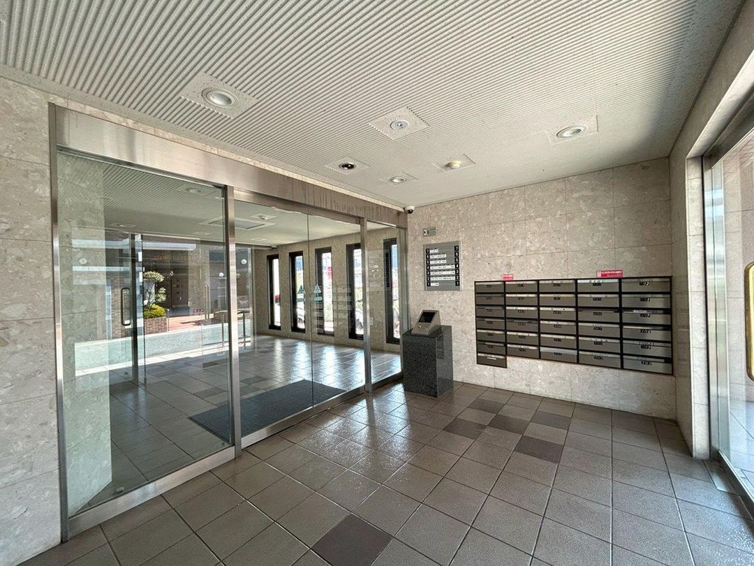 3LDK Apartment for Sale in Hakata-ku, Fukuoka City, 66.95 sqm - Thumbnail 2