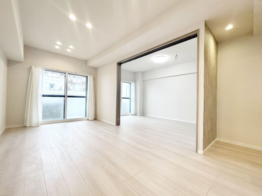Renovated 2LDK Apartment Near Yamato Station in Yamato City - Thumbnail 2