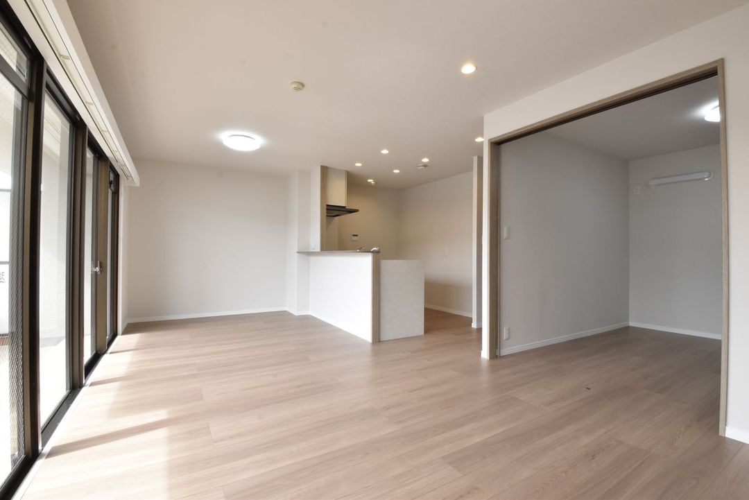 3LDK Apartment for Sale in Okayama City, 68.24 sqm - Thumbnail 2
