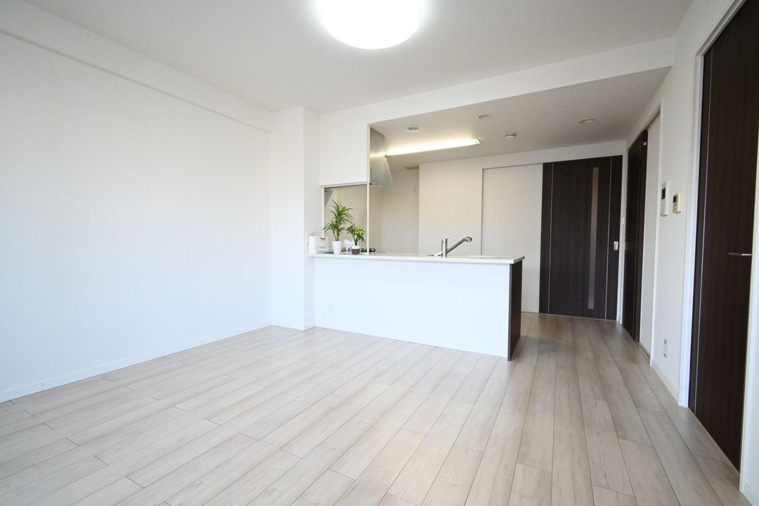 3LDK Condominium for Sale in Okayama City Kita Ward - Thumbnail 2