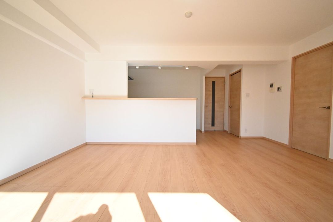 3SLDK Apartment for Sale in Kita-ku, Okayama City 83.71sqm - Thumbnail 2