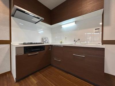 Used 3SLDK House in Higashiyodogawa, Osaka - 96.5 sqm — Kitchen, Higashiyodogawa, Osaka