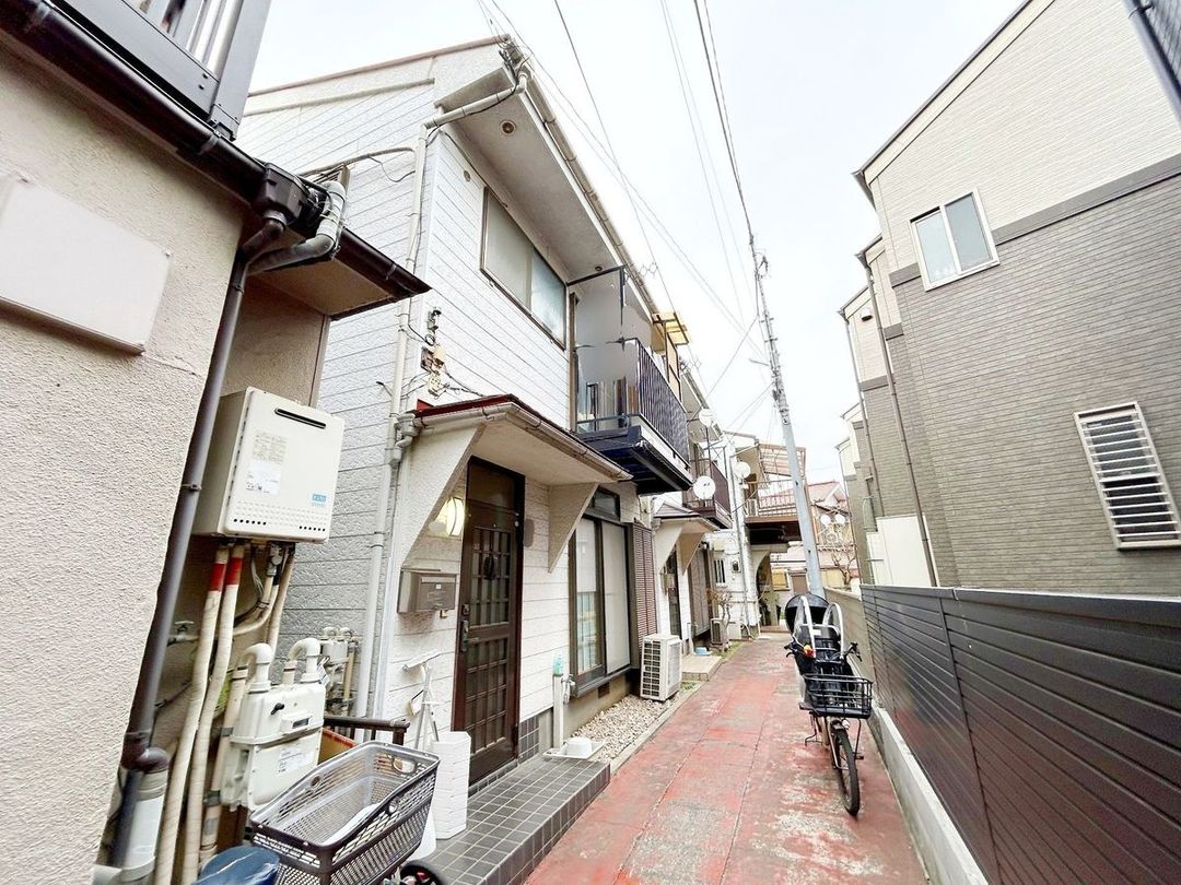 4DK Terrace House for Sale in Narimasu, Itabashi, Tokyo - Thumbnail 2