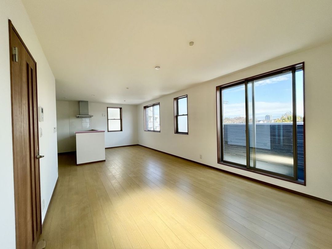 New 3SLDK House in Isogo, Yokohama | 120.99 sqm | Feb 2026 - Thumbnail 2