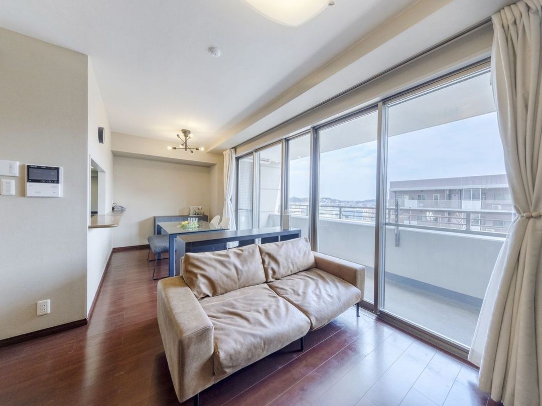 3LDK Apartment for Sale in Yokohama's Center Minami - Lions Mansion - Thumbnail 2