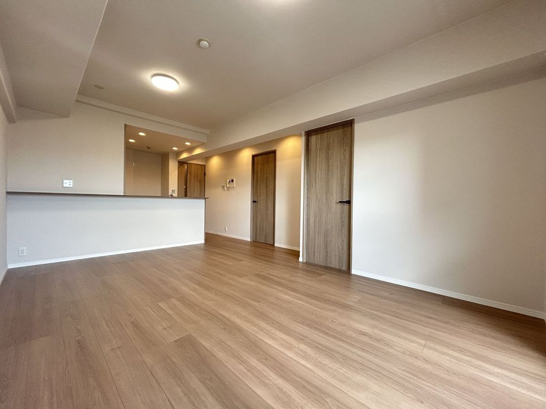Renovated 3LDK Apartment in Hakata Ward, Fukuoka - Thumbnail 2