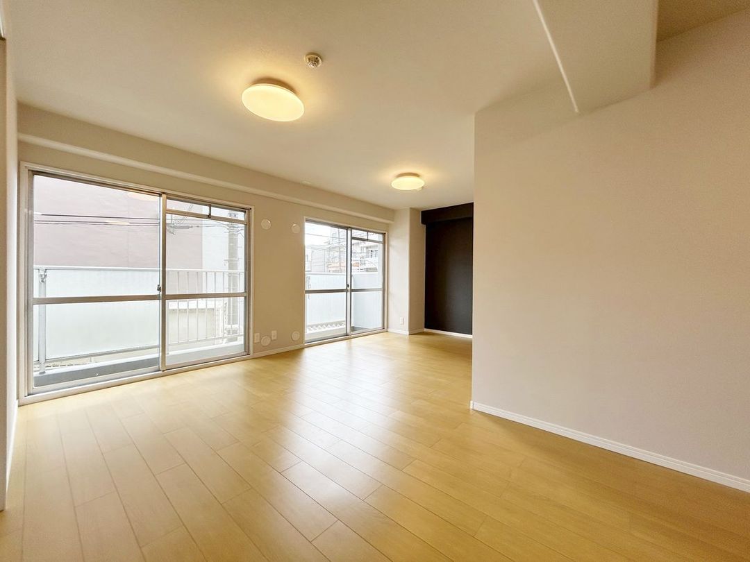 2LDK Apartment 63.64m² in Higashiyodogawa-ku, Osaka - Thumbnail 2