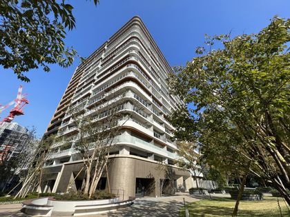 3LDK Apartment for Sale in Harumi, Chuo Ward, Tokyo – 85.16m² - Thumbnail 3