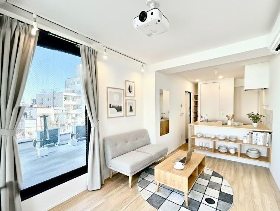 2LDK Designer Apartment in Nakano, Tokyo – 40m² - Thumbnail 2