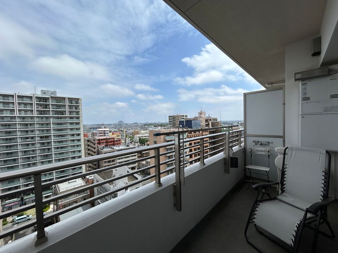 2LDK Apartment for Sale in Fuchu, Tokyo near Fuchu Station - Thumbnail 2