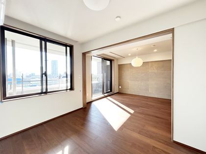 3LDK Apartment for Sale in Minato, Tokyo – 80.02m² - Thumbnail 4