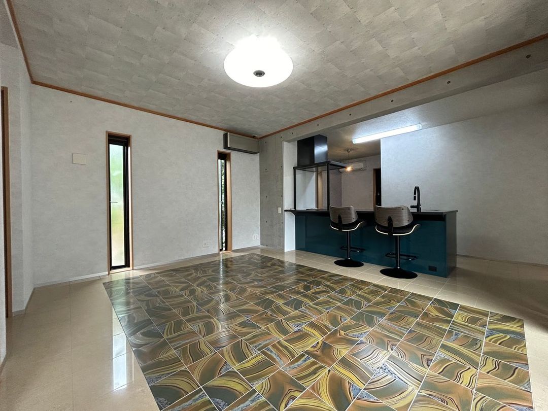 2012 Reinforced Concrete House in Saiwara, Fukuoka - 3SLDK - Thumbnail 2