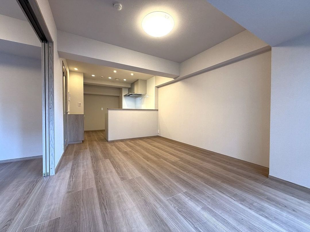Renovated 3LDK Apartment in Sawara Ward, Fukuoka City - Thumbnail 2