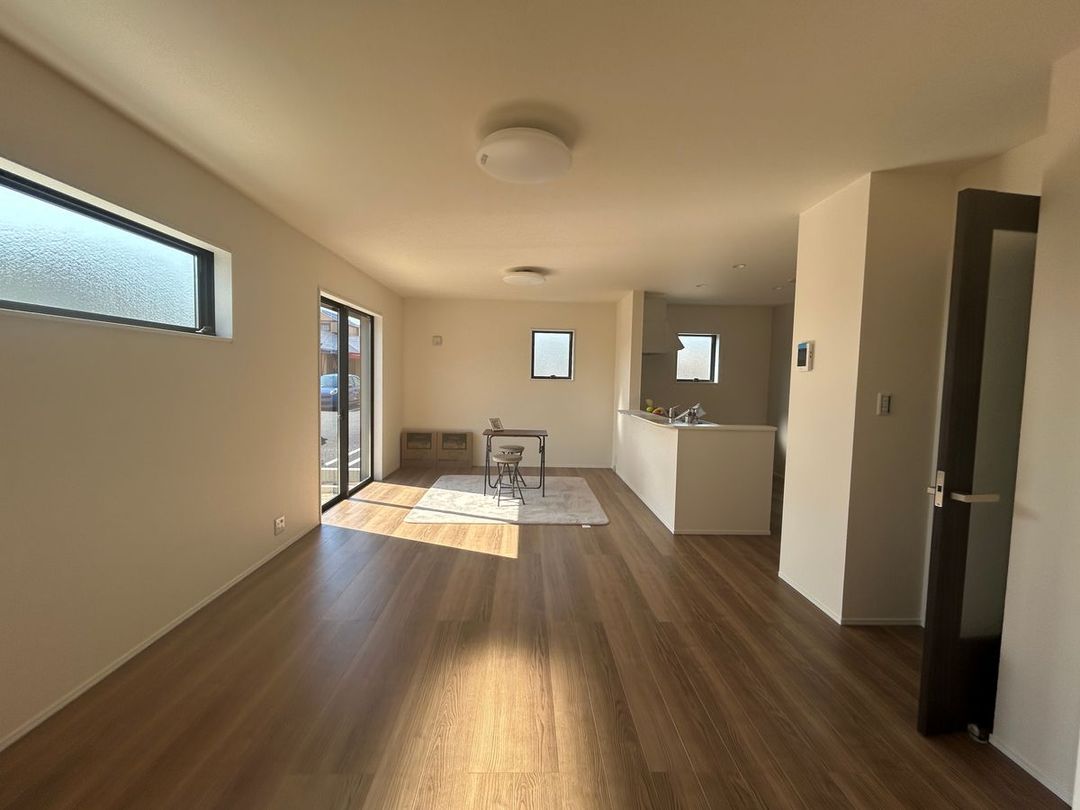 New 5LDK House in Nisshin City, Aichi Prefecture - Thumbnail 2