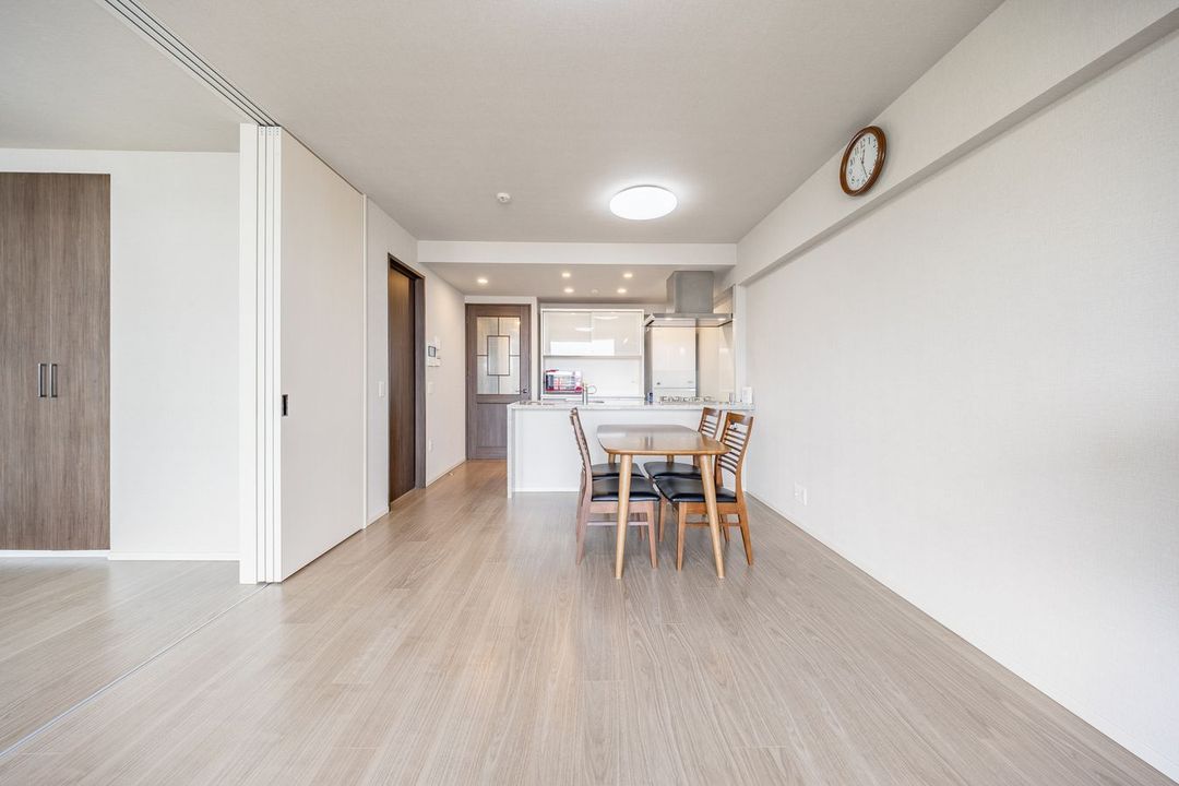 3LDK Apartment for Sale in Fujisawa, Kanagawa - Verenna Grand Shonan - Thumbnail 2