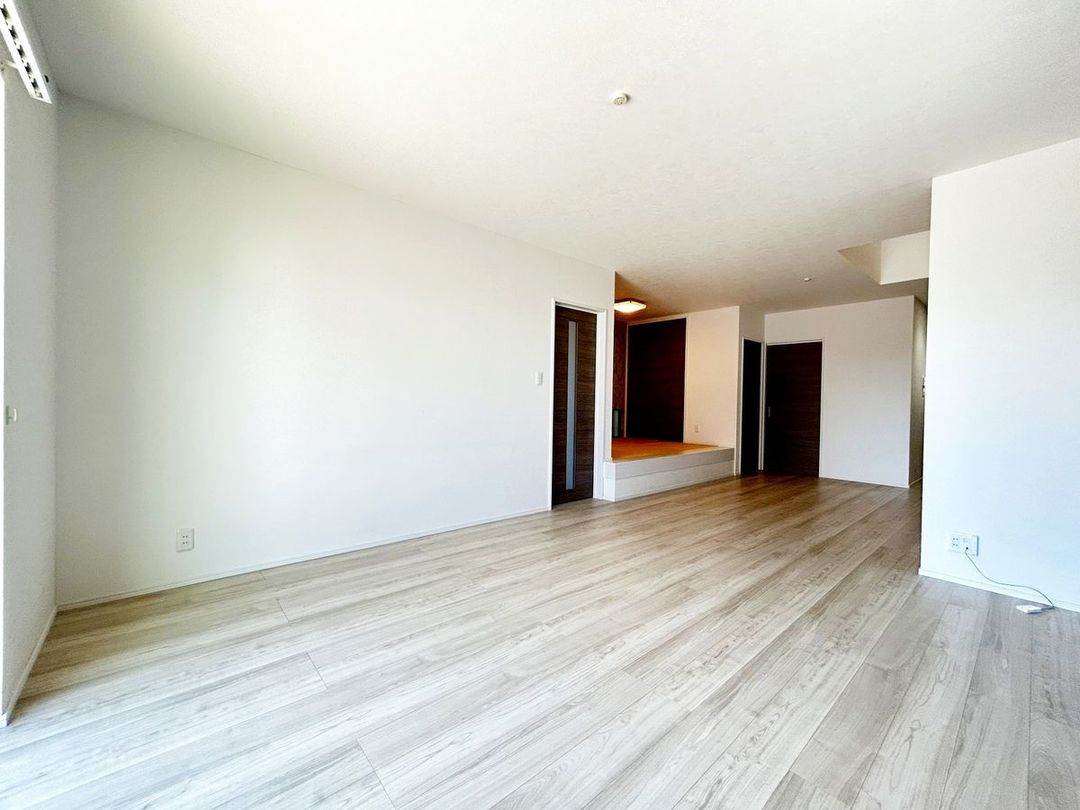 2SLDK House for Sale in Nakagawa Ward, Nagoya - 106.81 sqm - Thumbnail 2