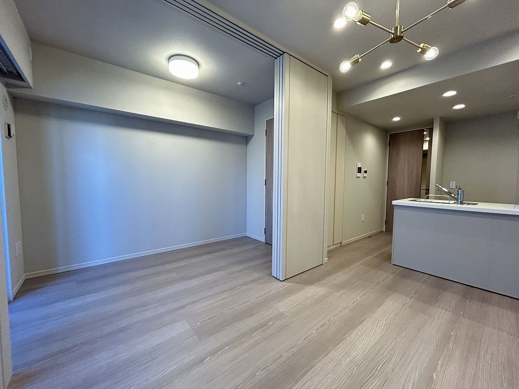 1LDK Apartment for Sale in Hakata-ku, Fukuoka - Thumbnail 2