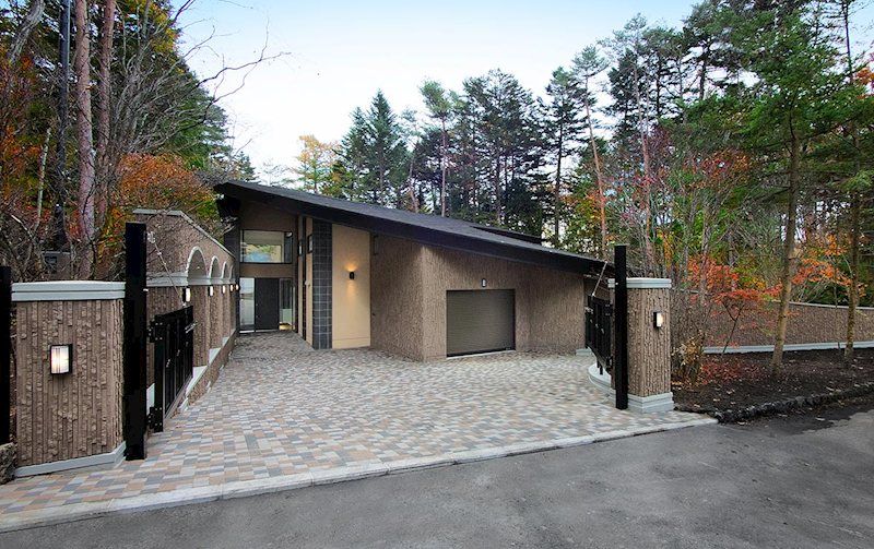 5LDK Designer House in Old Karuizawa near Kumobaike - 298.11m² - Thumbnail 2