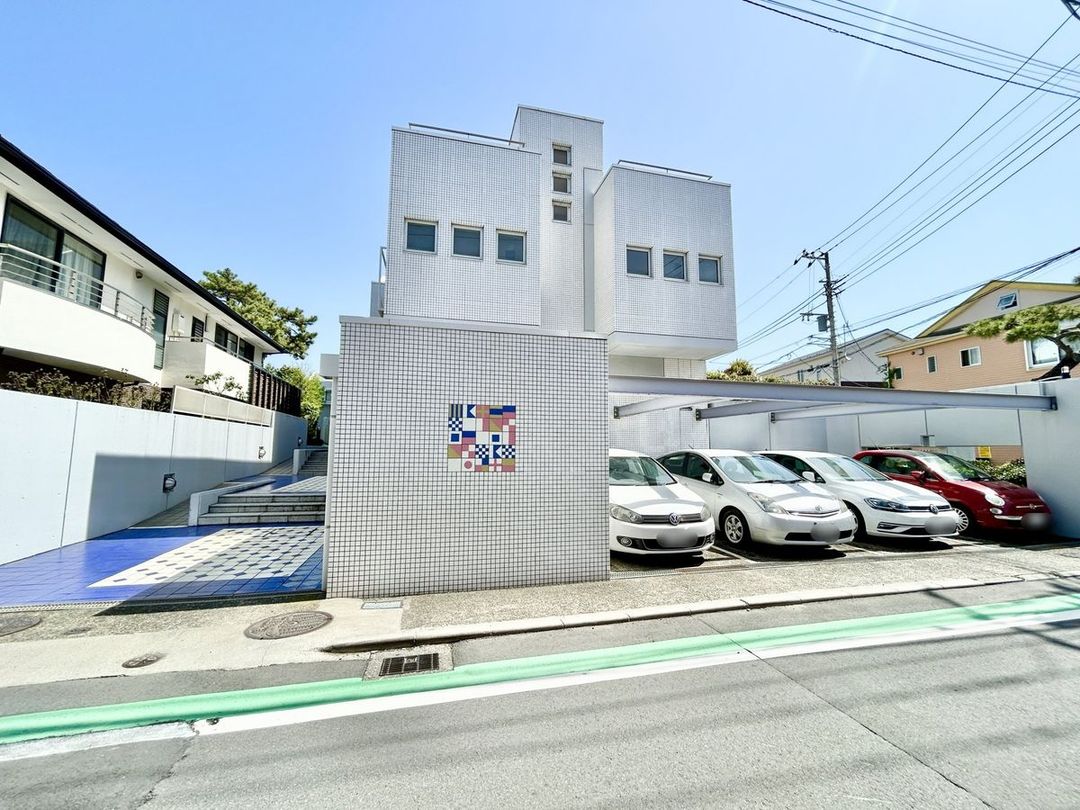 3LDK Maisonette with Private Garden & Roof Terrace in Fujisawa - Thumbnail 2