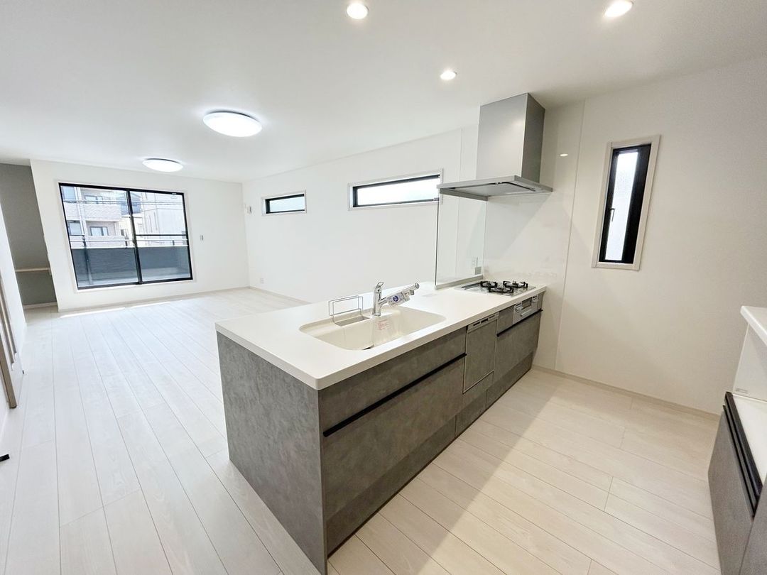 New 3LDK House for Sale in Tokorozawa, Saitama - 2026 Build - Thumbnail 2