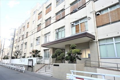 Neverland Shin-Umeda 3LDK Apartment for Sale in Osaka - Thumbnail 2