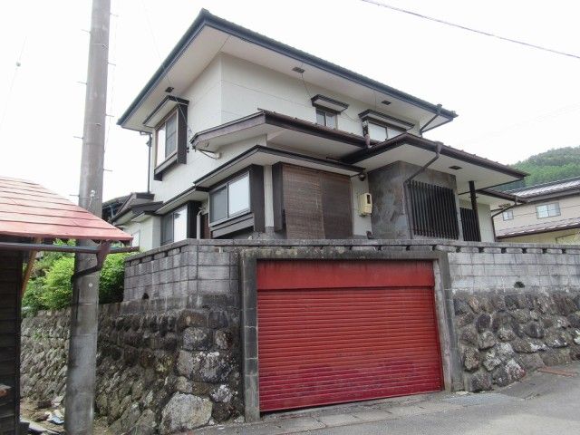 5DK House for Sale in Suwa, Nagano with Large Land Plot - Thumbnail 3