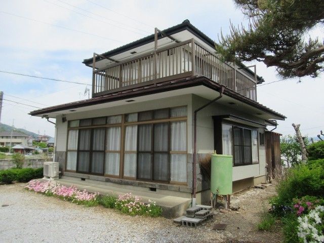 5DK House for Sale in Suwa, Nagano with Large Land Plot - Thumbnail 2