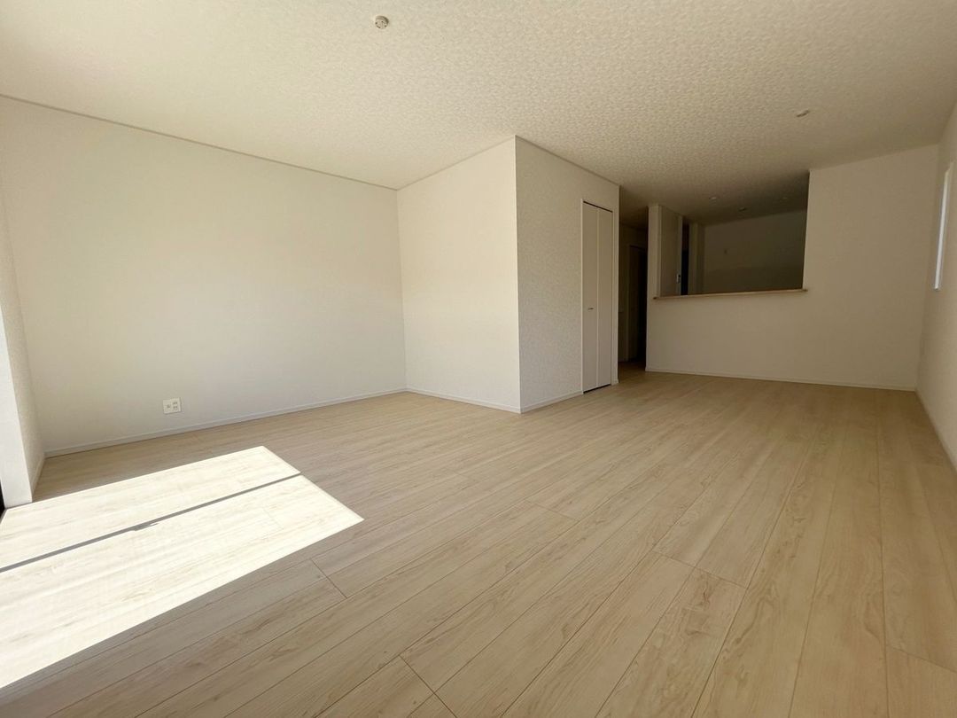 New Build 3SLDK House in Takahama, Aichi | 102.05 sqm - Thumbnail 2