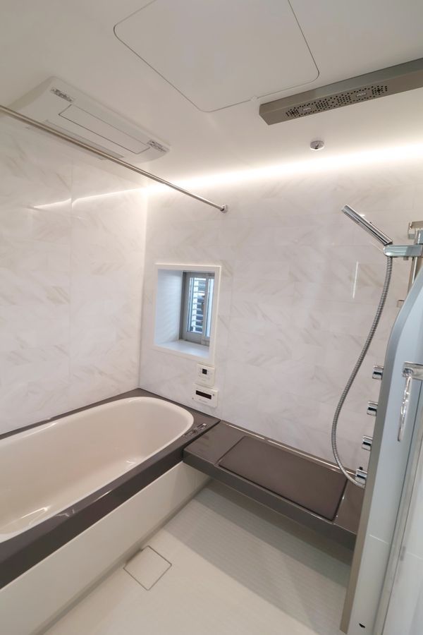 Geo Grande Umeda 2LDK Apartment for Sale in Osaka - Thumbnail 2