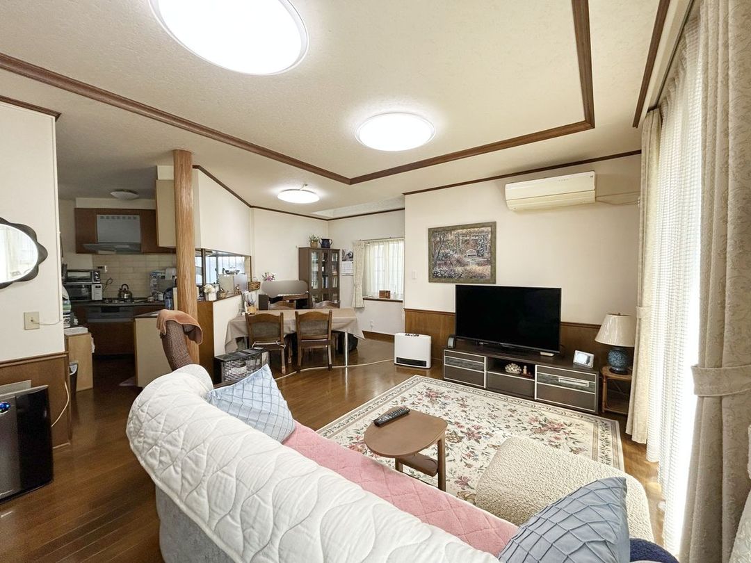 4LDK Detached House for Sale in Owariasahi, Aichi - Thumbnail 2
