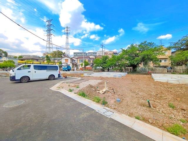 New 4LDK House for Sale in Kunitachi, Tokyo - Thumbnail 2