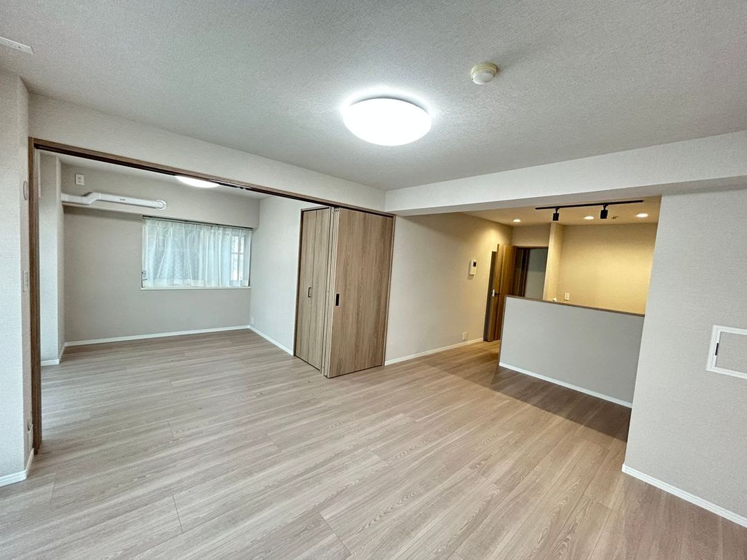 4LDK Apartment for Sale in Minami Ward, Fukuoka City - Thumbnail 2