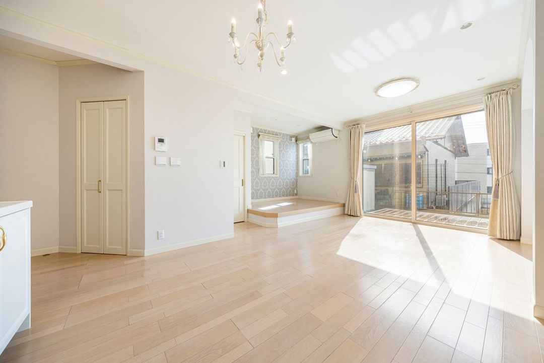 2015 Custom Mie Home in Nagakute, Nagoya with 2 Car Spaces - Thumbnail 2